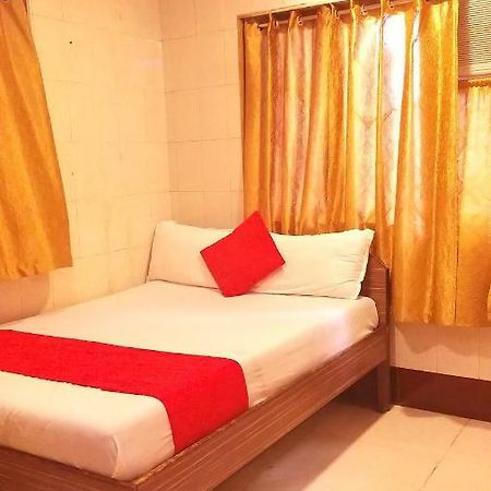 Hotel Saim Palace Мумбаї Екстер'єр фото