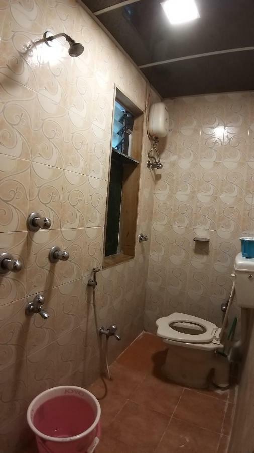 Hotel Saim Palace Мумбаї Екстер'єр фото